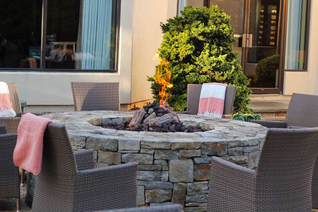 Doubletree By Hilton Hotel Boston - Bedford Glen Exteriér fotografie
