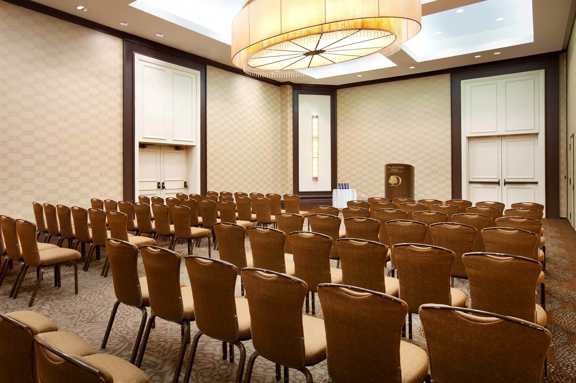 Doubletree By Hilton Hotel Boston - Bedford Glen Exteriér fotografie